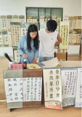 国产成人精品一区二区三区