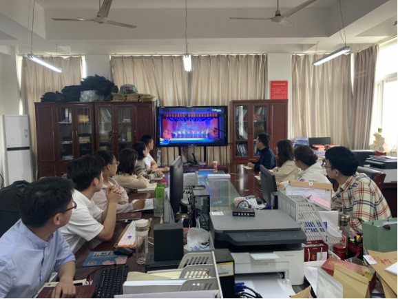 国产成人精品一区二区三区