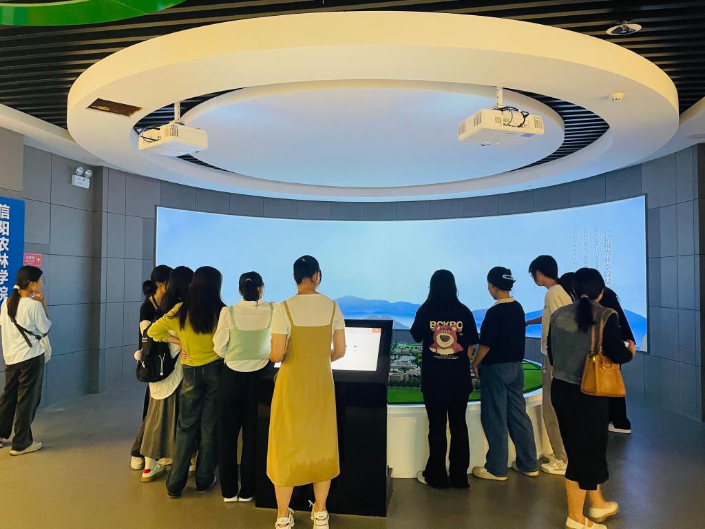 国产成人精品一区二区三区