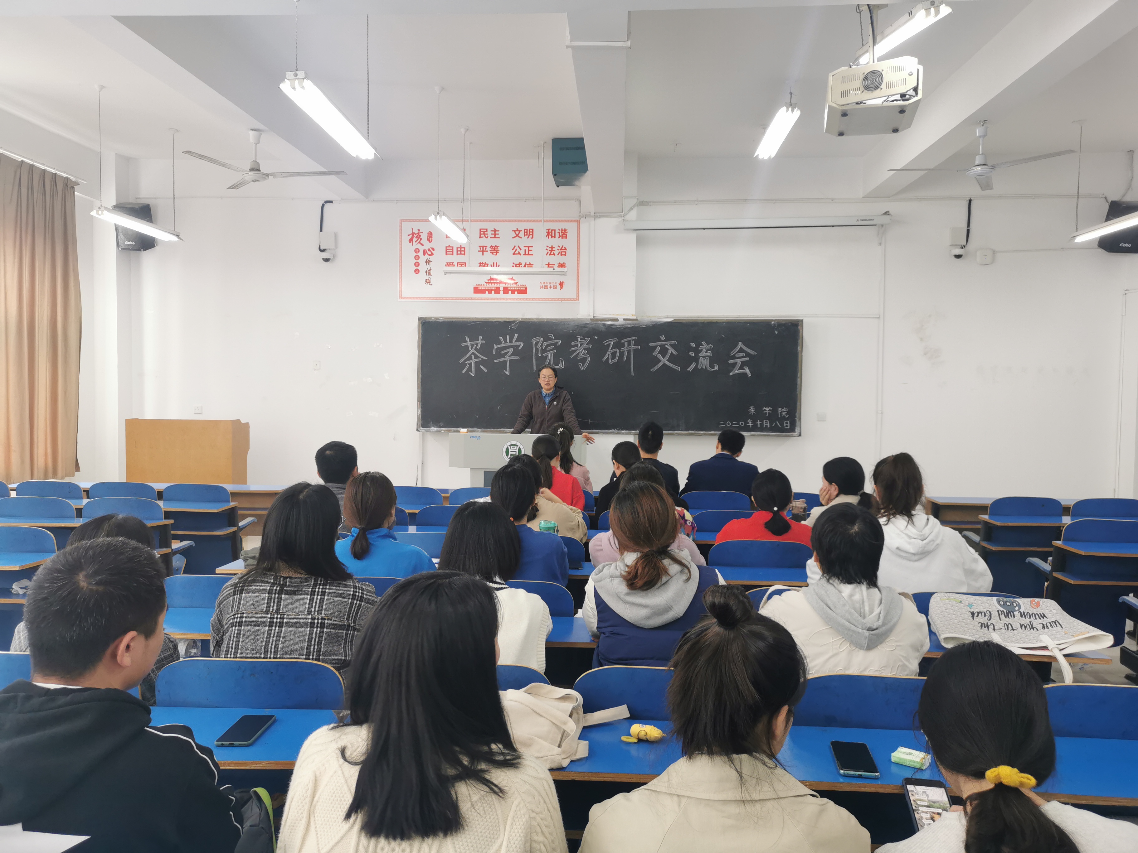 国产成人精品一区二区三区