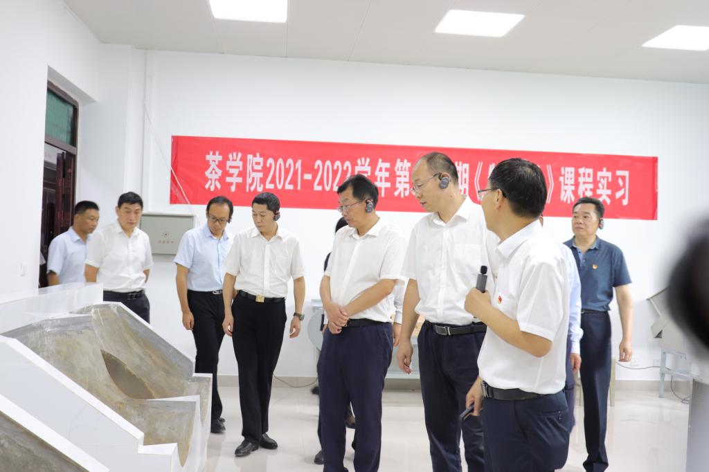 国产成人精品一区二区三区