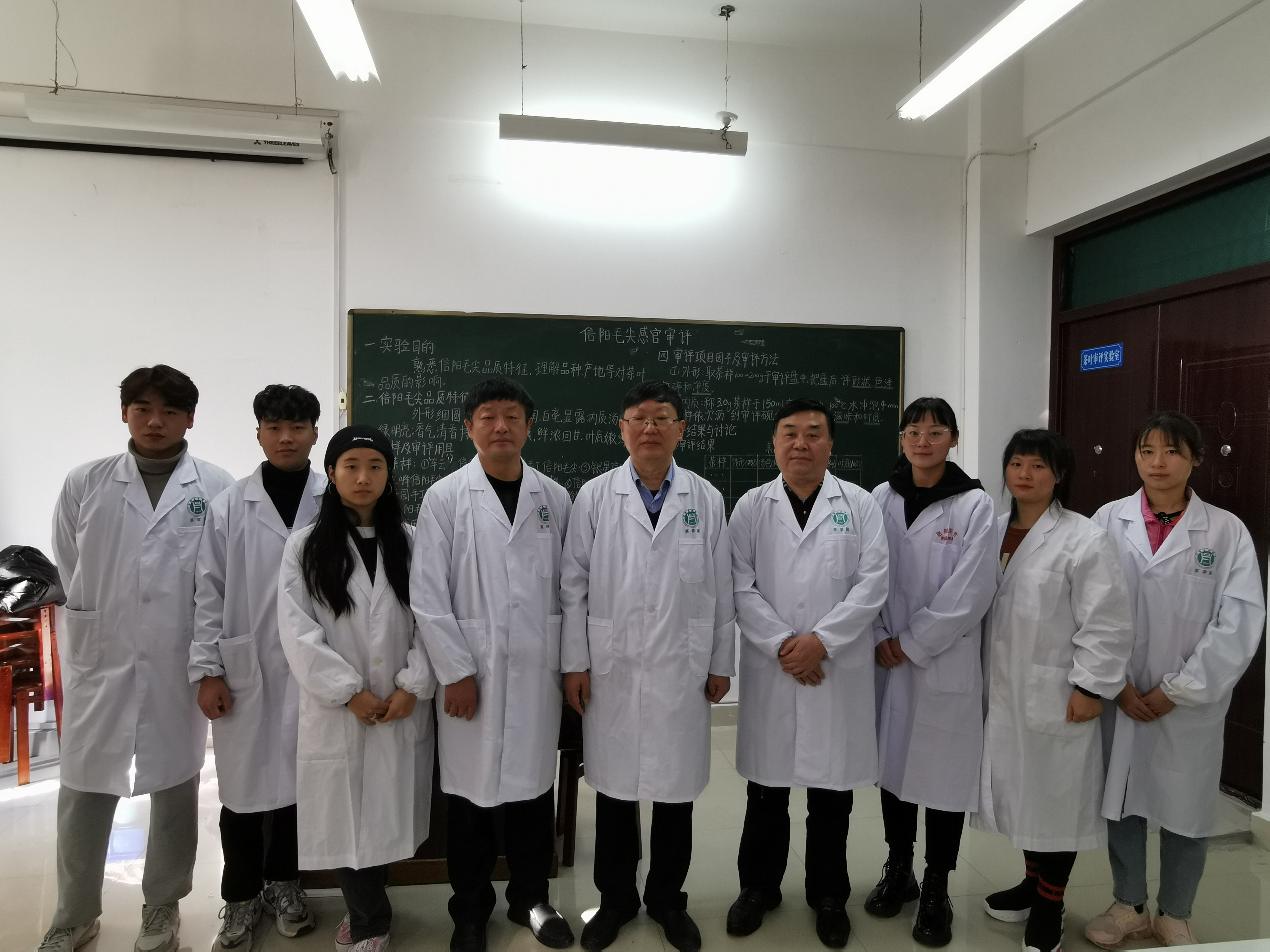 国产成人精品一区二区三区