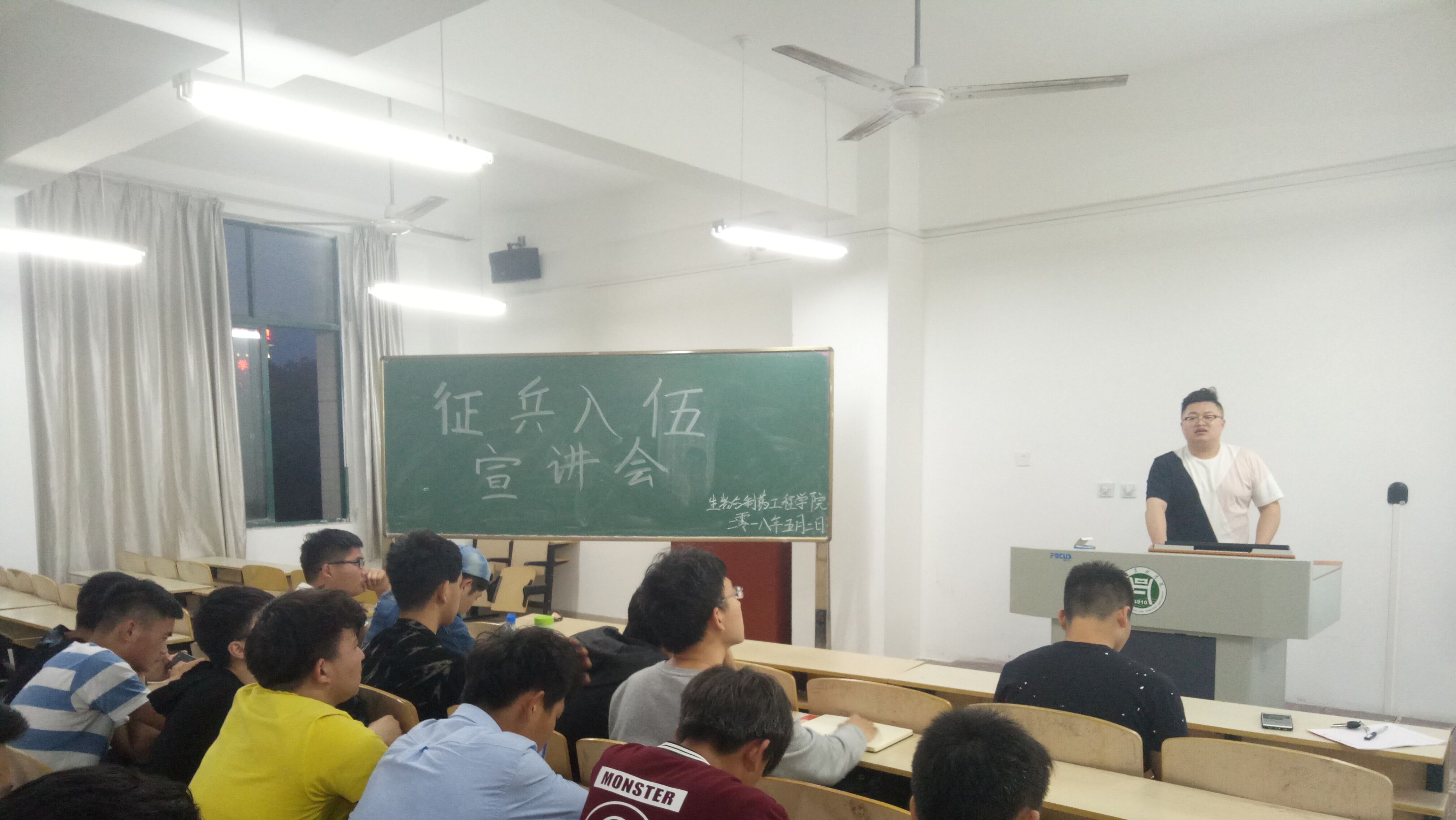 国产成人精品一区二区三区