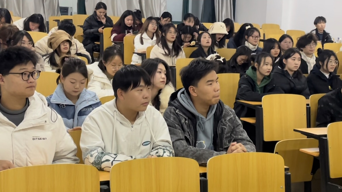 国产成人精品一区二区三区