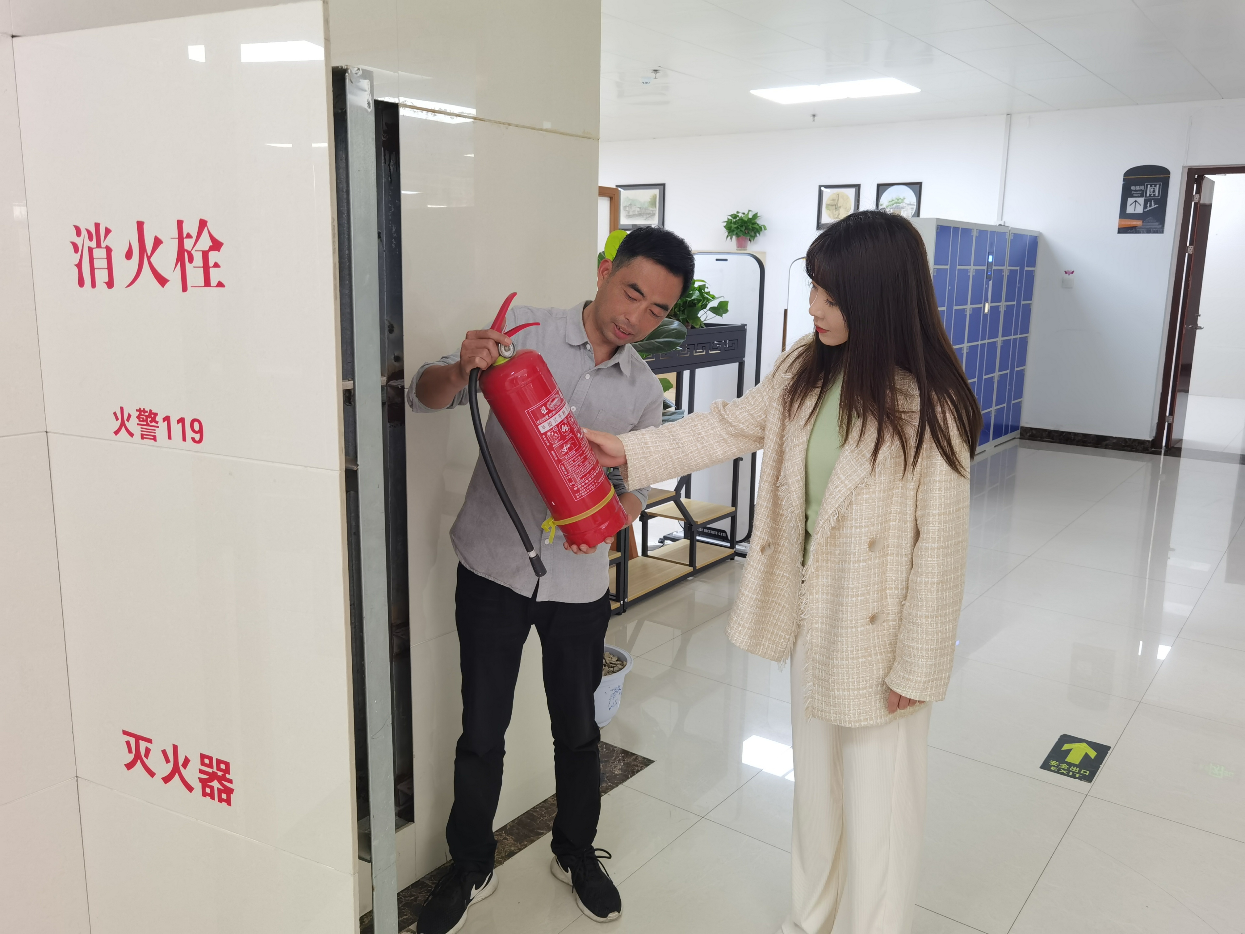 国产成人精品一区二区三区