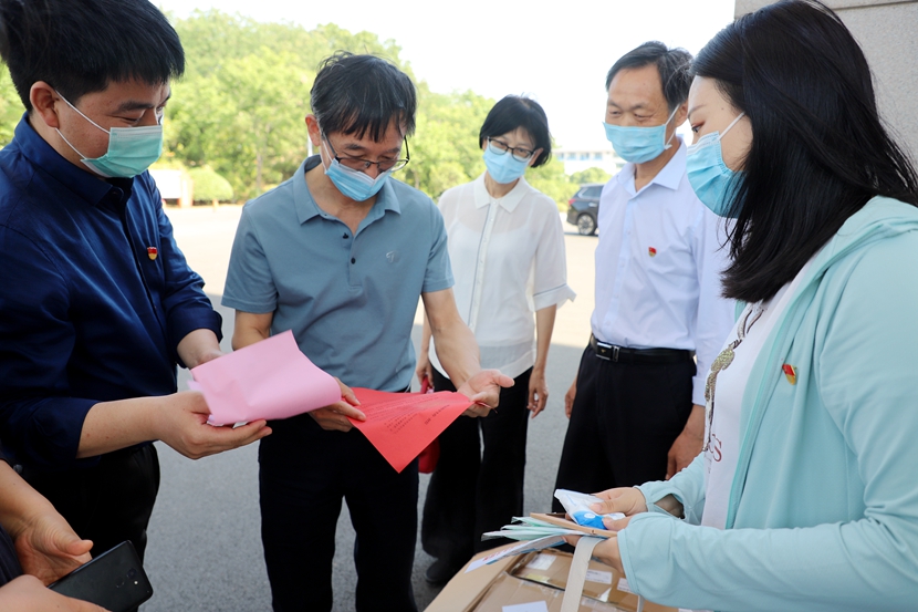 国产成人精品一区二区三区