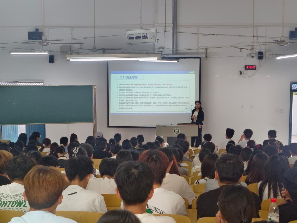 国产成人精品一区二区三区