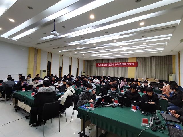 国产成人精品一区二区三区