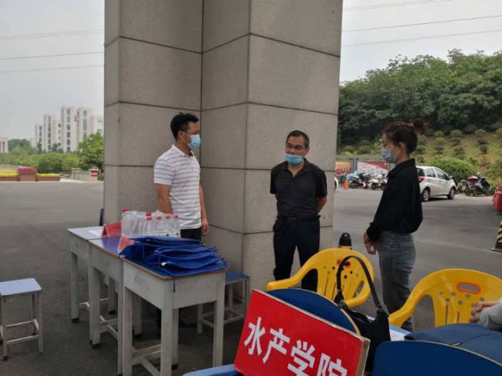 国产成人精品一区二区三区