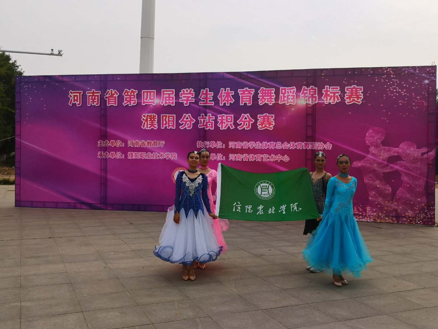国产成人精品一区二区三区