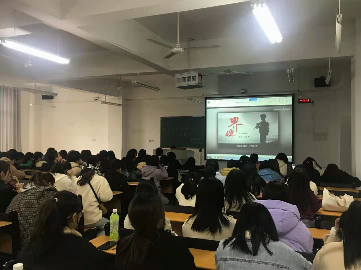 国产成人精品一区二区三区
