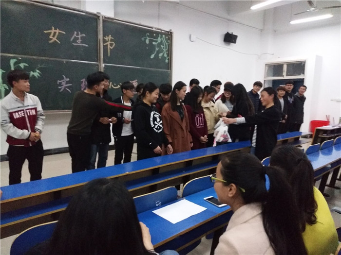 国产成人精品一区二区三区