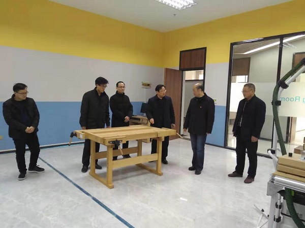 国产成人精品一区二区三区