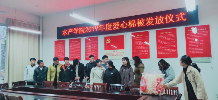 国产成人精品一区二区三区